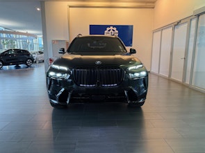 Vehicle image BMW X7 40d xDrive