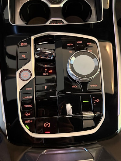 Vehicle image BMW X7