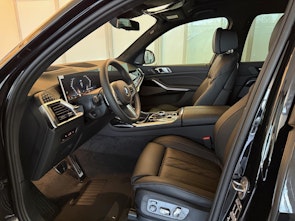 Vehicle image BMW X7 40d xDrive