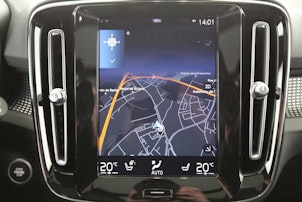 Vehicle image VOLVO XC40 1.5 T4 PiH R-Design