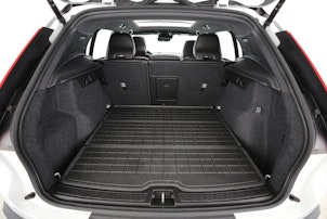 Vehicle image VOLVO XC40 1.5 T4 PiH R-Design