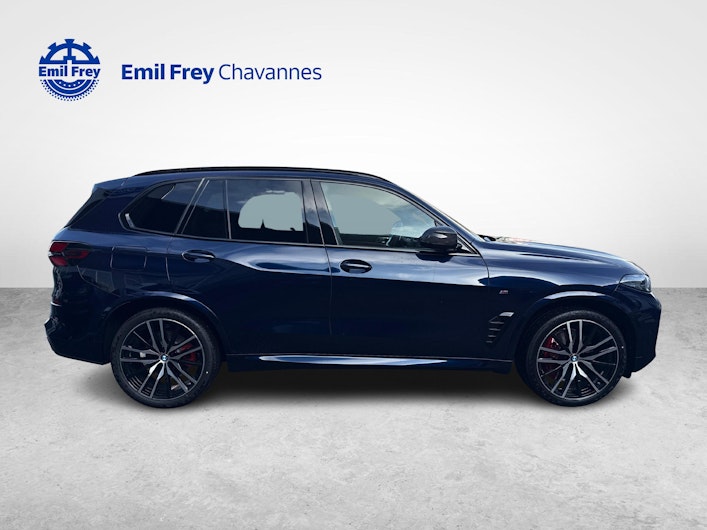 Vehicle image BMW X5