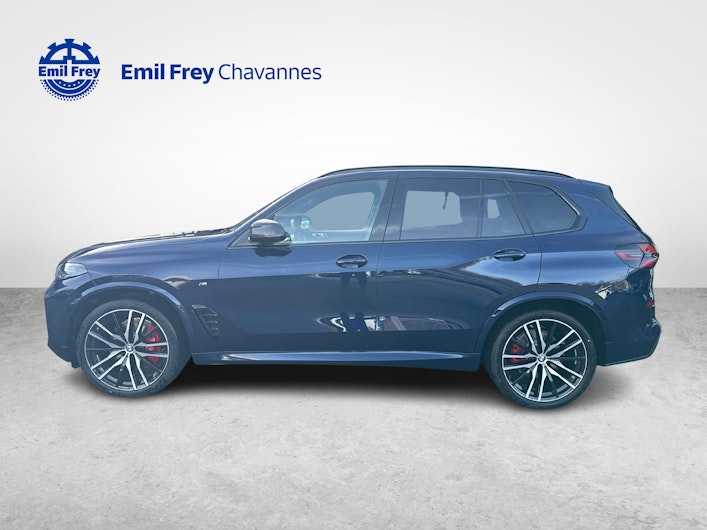 Vehicle image BMW X5