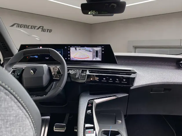 Peugeot 5008 Electrique 325ch AWD Launch Edition