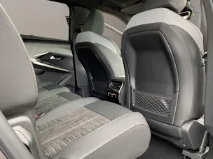 Peugeot 5008 Electrique 325ch AWD Launch Edition