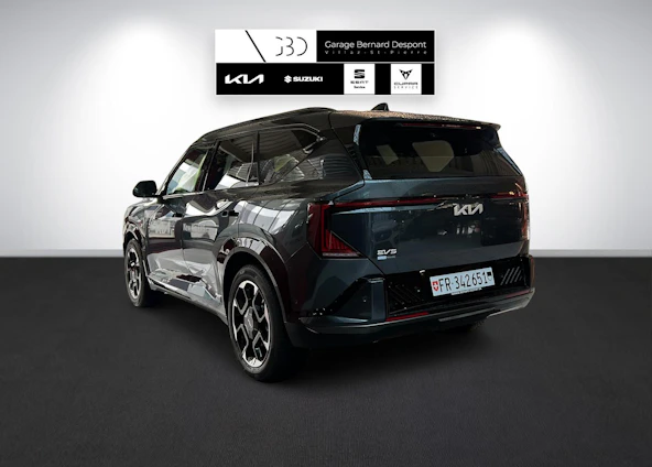 immagine del veicolo 5 immagine del veicolo 5