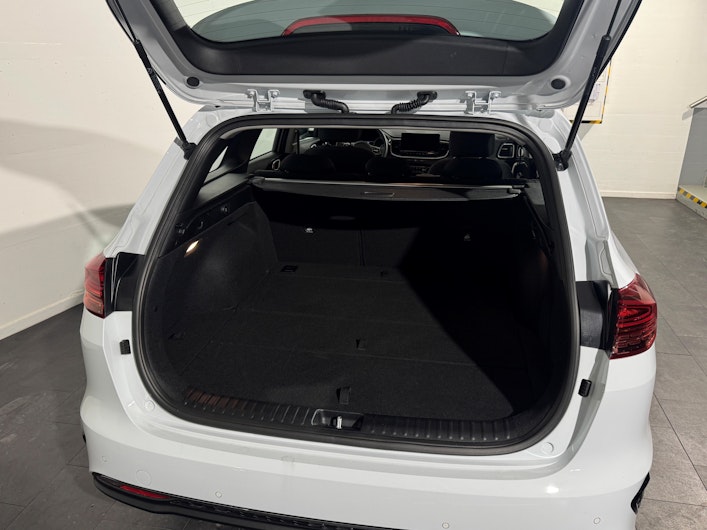 Vehicle image KIA CEED