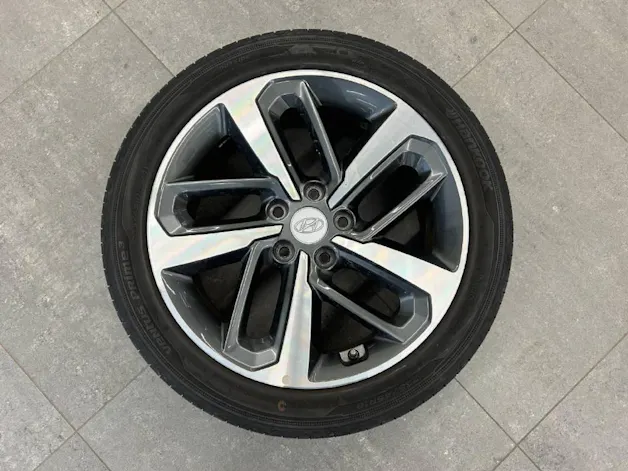 Hyundai Kona 1.6 T-GDi Premium 4WD