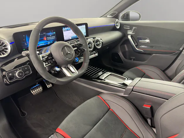 Mercedes-Benz A 35 AMG 4matic