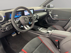 immagine del veicolo MERCEDES-BENZ A 35 AMG 4matic