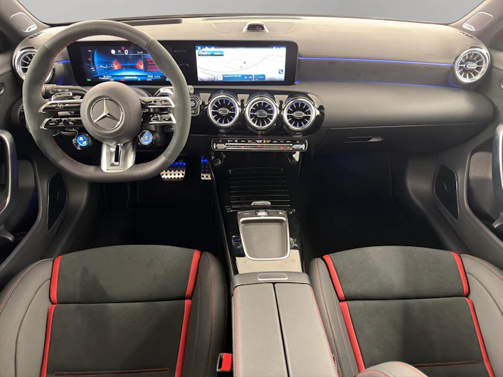 immagine del veicolo MERCEDES-BENZ A 35 AMG