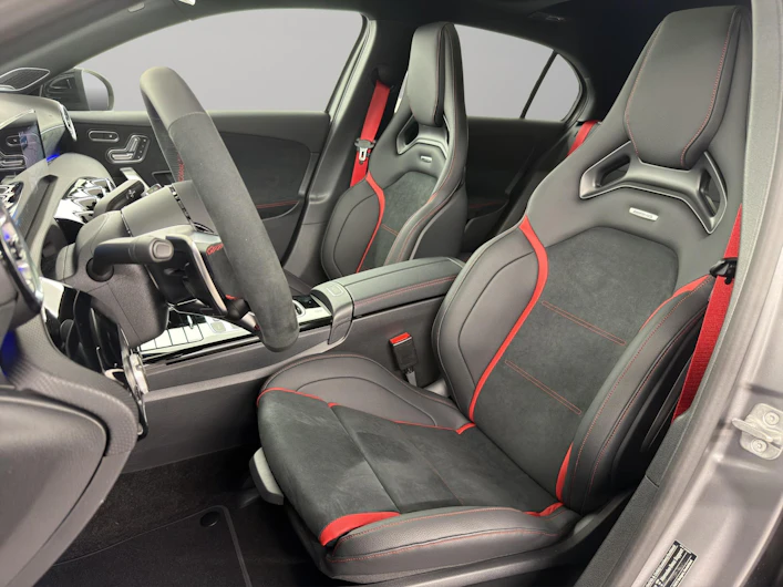 immagine del veicolo MERCEDES-BENZ A 35 AMG