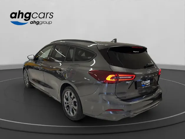 Ford Focus Kombi 1.0i EcoB Hybrid 155 ST-Line X