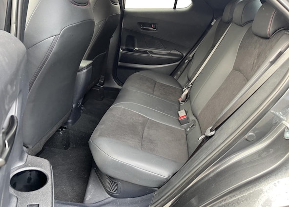 Vehicle image 10 Vehicle image 10