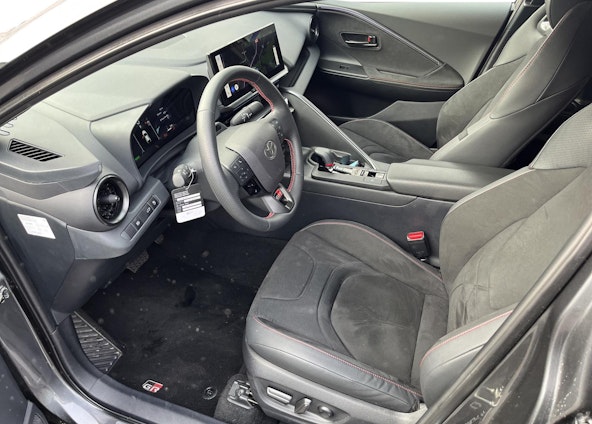 Vehicle image 5 Vehicle image 5