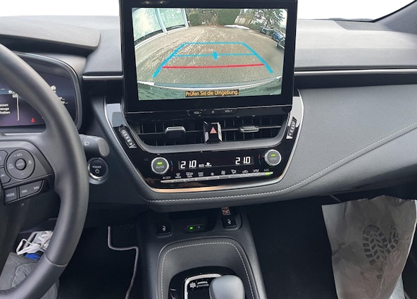 Vehicle image 9 Vehicle image 9