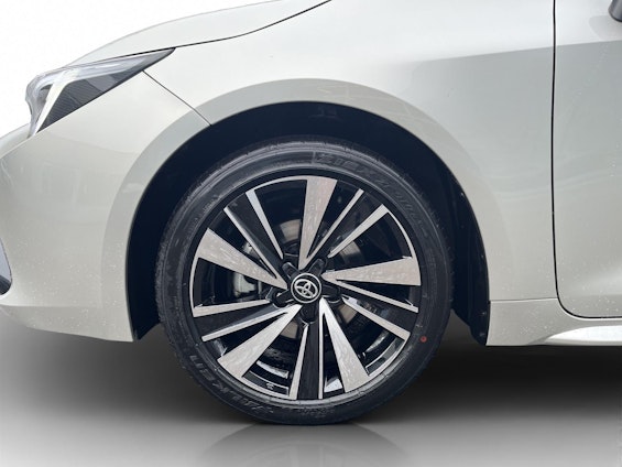 Vehicle image 13 Vehicle image 13