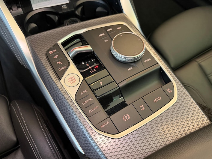 Vehicle image BMW 4 SERIES