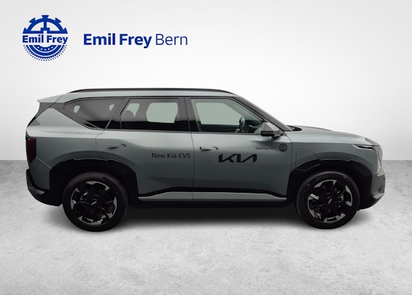 Vehicle image 18 Vehicle image 18