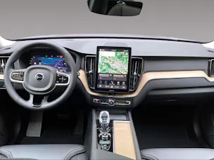 VOLVO XC60 2.0 T6 TE Ultra Bright eAWD