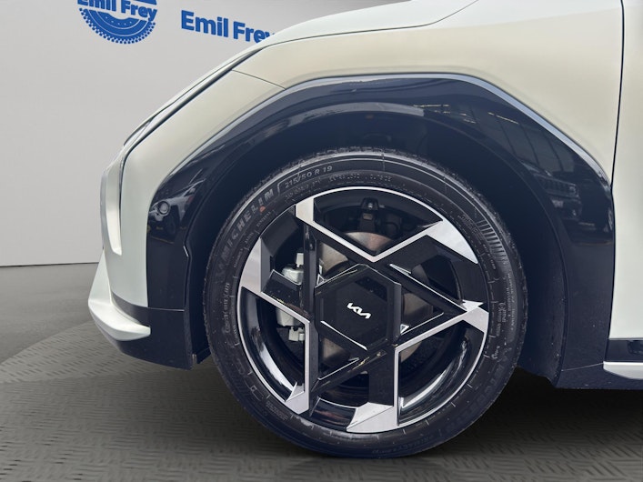 Vehicle image KIA EV4