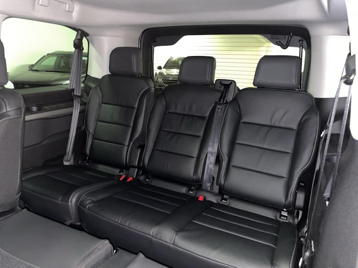 immagine del veicolo PEUGEOT TRAVELLER