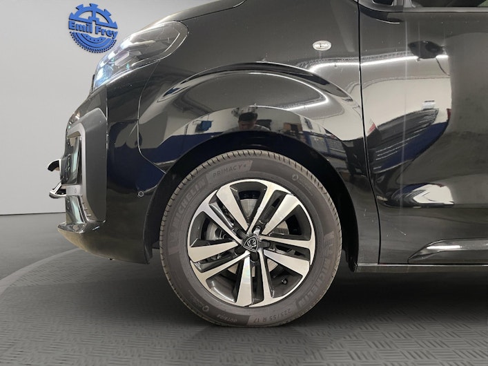 immagine del veicolo PEUGEOT TRAVELLER