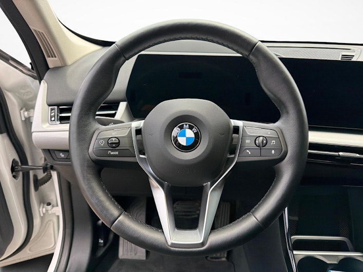 Vehicle image BMW X1