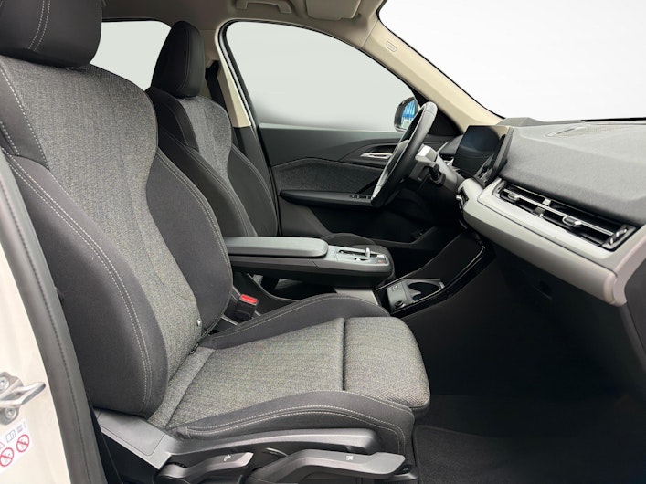 Vehicle image BMW X1