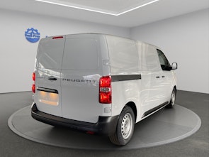 Vehicle image PEUGEOT e-Expert Kaw. Standard 75 kWh