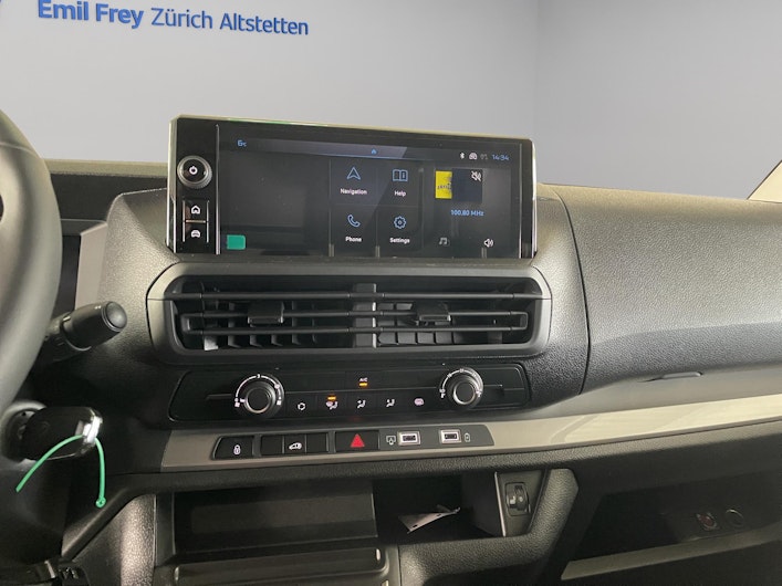 Vehicle image PEUGEOT EXPERT