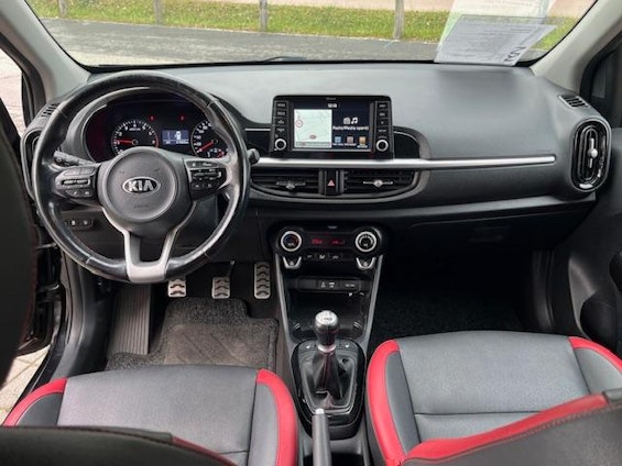 Vehicle image 9 Vehicle image 9