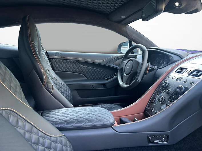 immagine del veicolo ASTON MARTIN VANQUISH