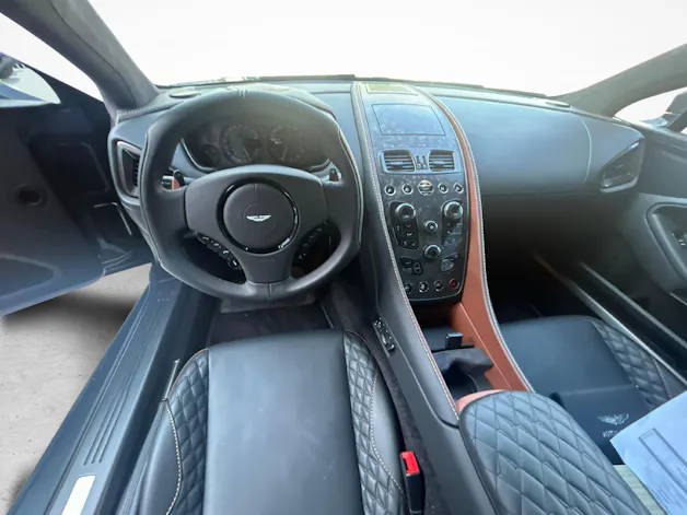 Aston Martin Vanquish S 6.0 V12 Ultimate
