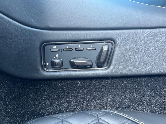 immagine del veicolo ASTON MARTIN VANQUISH