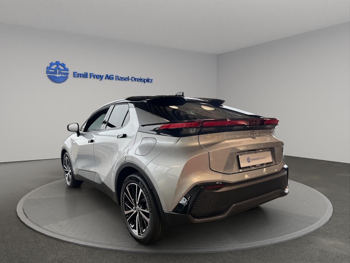 Vehicle image TOYOTA C-HR
