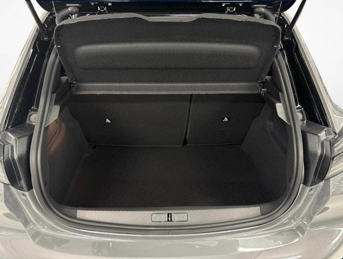 Vehicle image PEUGEOT 208