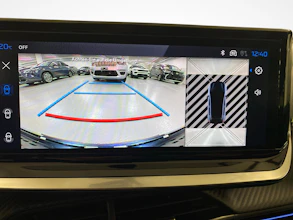 https://vehicle.imgix.net/4156614/ac16ab8b-b06e-467c-aeba-433da774e595.jpg