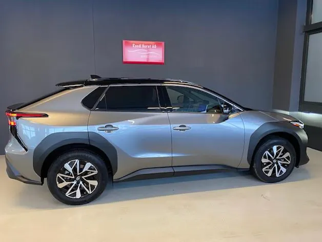 Toyota bZ4X Premium AWD