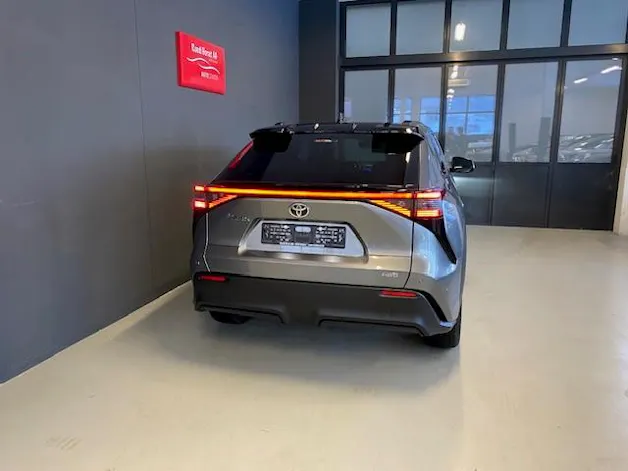 Toyota bZ4X Premium AWD