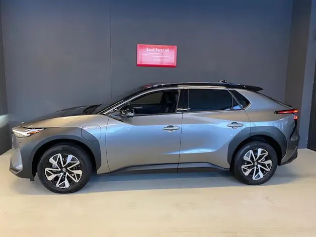 Toyota bZ4X Premium AWD