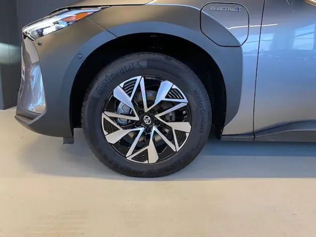 Toyota bZ4X Premium AWD
