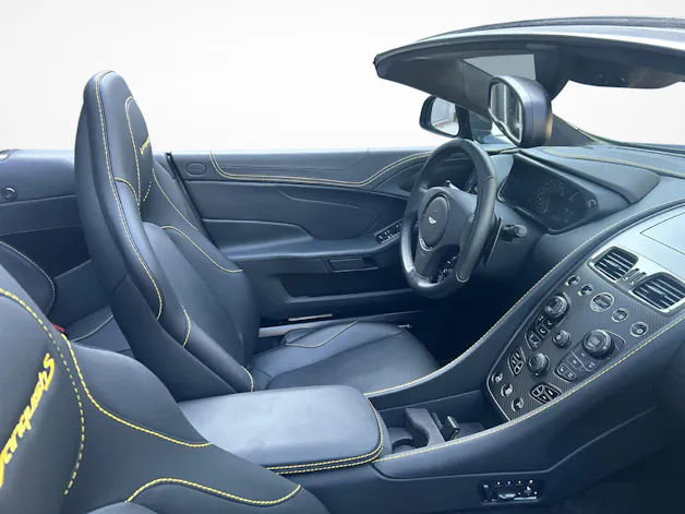Aston Martin Vanquish S Volante 6.0 V12