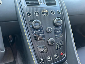 immagine del veicolo ASTON MARTIN Vanquish S Volante 6.0 V12