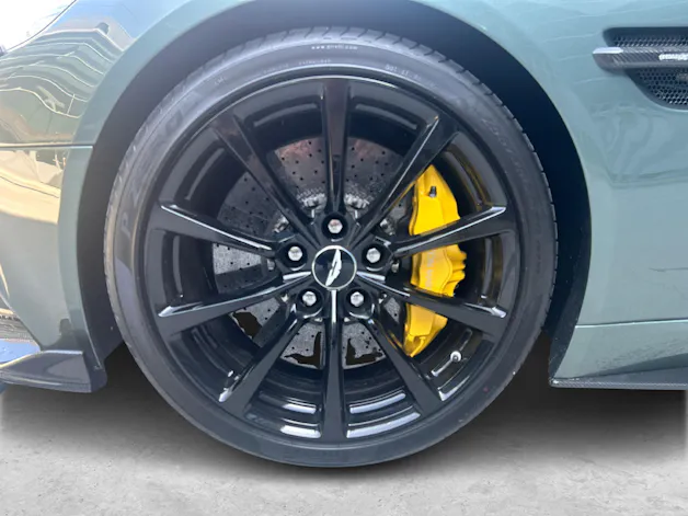 Aston Martin Vanquish S Volante 6.0 V12
