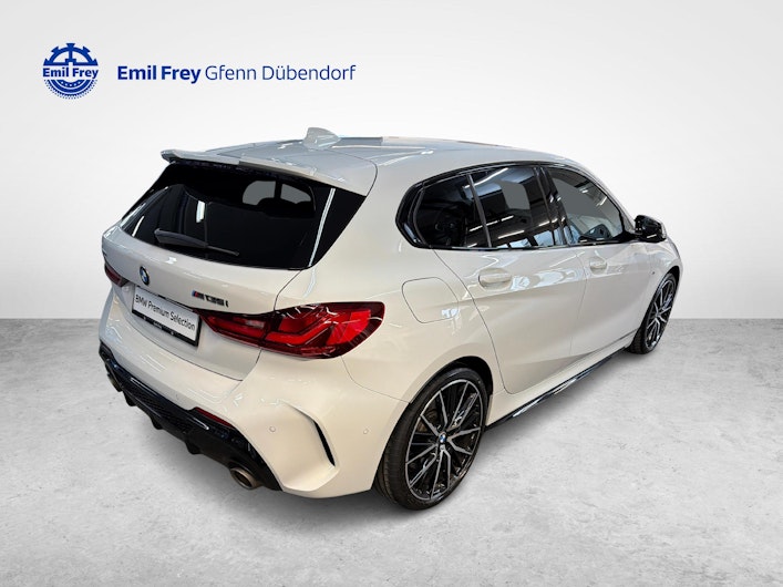 Vehicle image BMW 1 SERIES