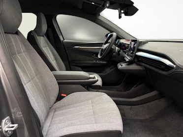 MITSUBISHI ECLIPSE CROSS 9