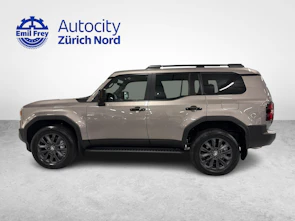 Fahrzeugbild TOYOTA Land Cruiser 2.8 D 48V Invincible