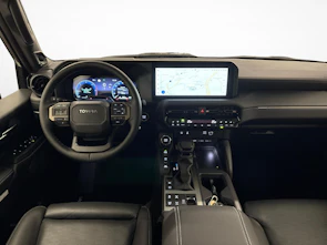 Fahrzeugbild TOYOTA Land Cruiser 2.8 D 48V Invincible