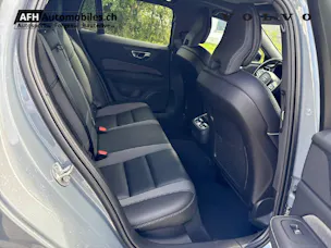 Volvo V60 2.0 B5 Ultimate Dark AWD